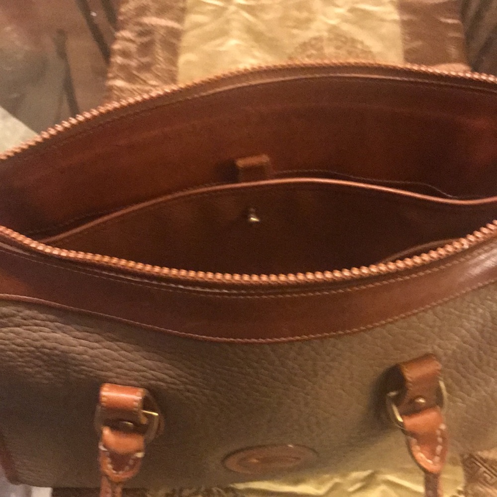 🥰💯🥰💯 vintage Dooney & Bourke!!! What A Bag💕Genuine Pebble Leather! - Picture 8 of 15
